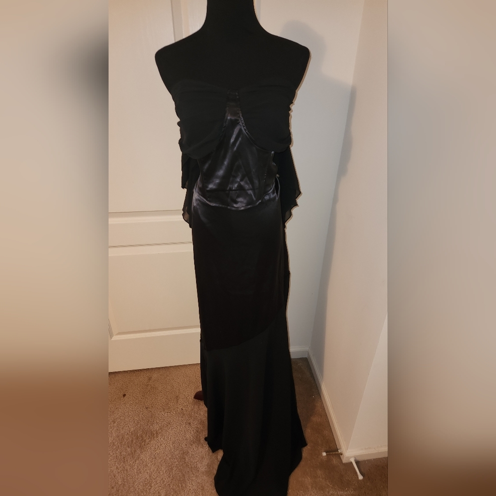 🔥 🔥 NWT! FASHION NOVA 2 PIECE SKIRT SET ! - Picture 2 of 9